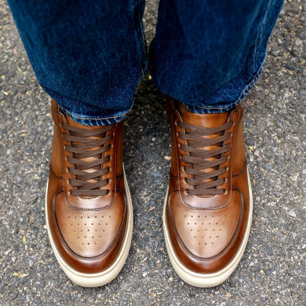 Women's Court | Toffee